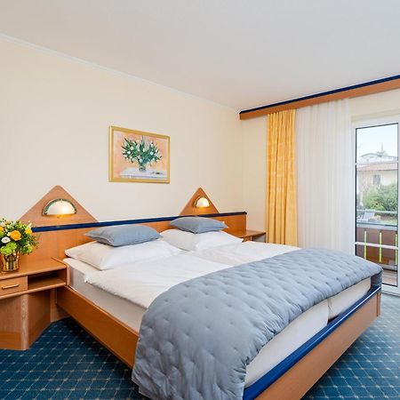 Hotel Riedenburg บาดฟึสซิง ภายนอก รูปภาพ