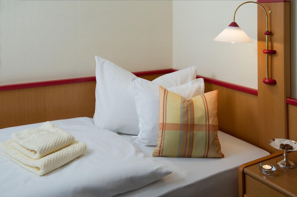 Hotel Riedenburg บาดฟึสซิง ห้อง รูปภาพ